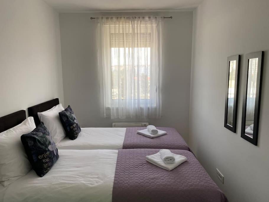 New Modern Apt Near Old Town - Private Parking زادار المظهر الخارجي الصورة