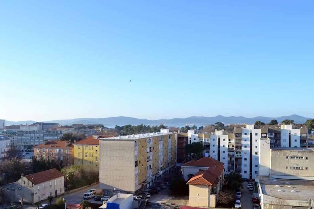 New Modern Apt Near Old Town - Private Parking زادار المظهر الخارجي الصورة