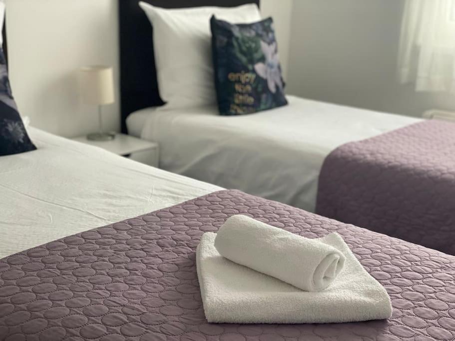 New Modern Apt Near Old Town - Private Parking زادار المظهر الخارجي الصورة