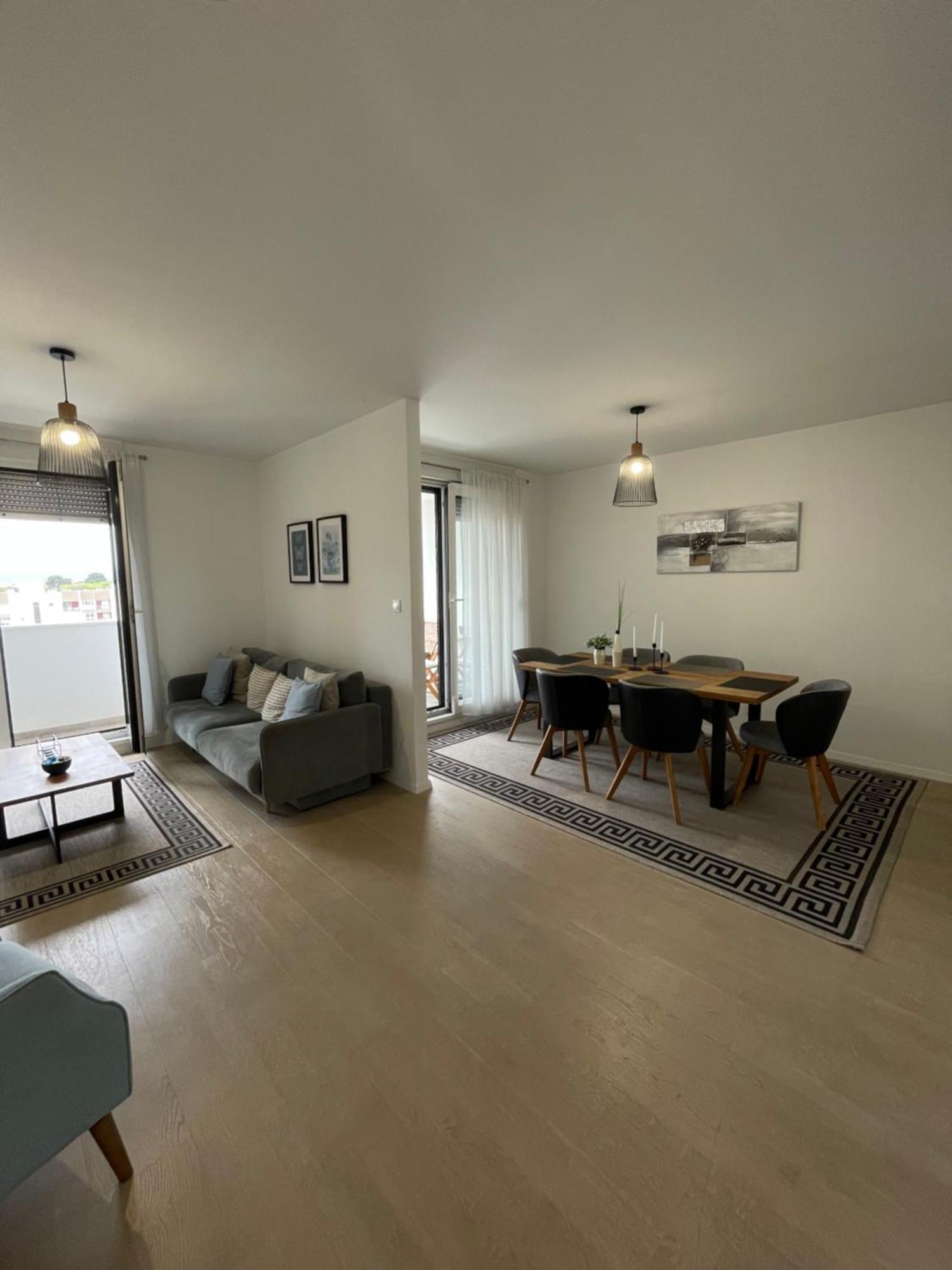 New Modern Apt Near Old Town - Private Parking زادار المظهر الخارجي الصورة