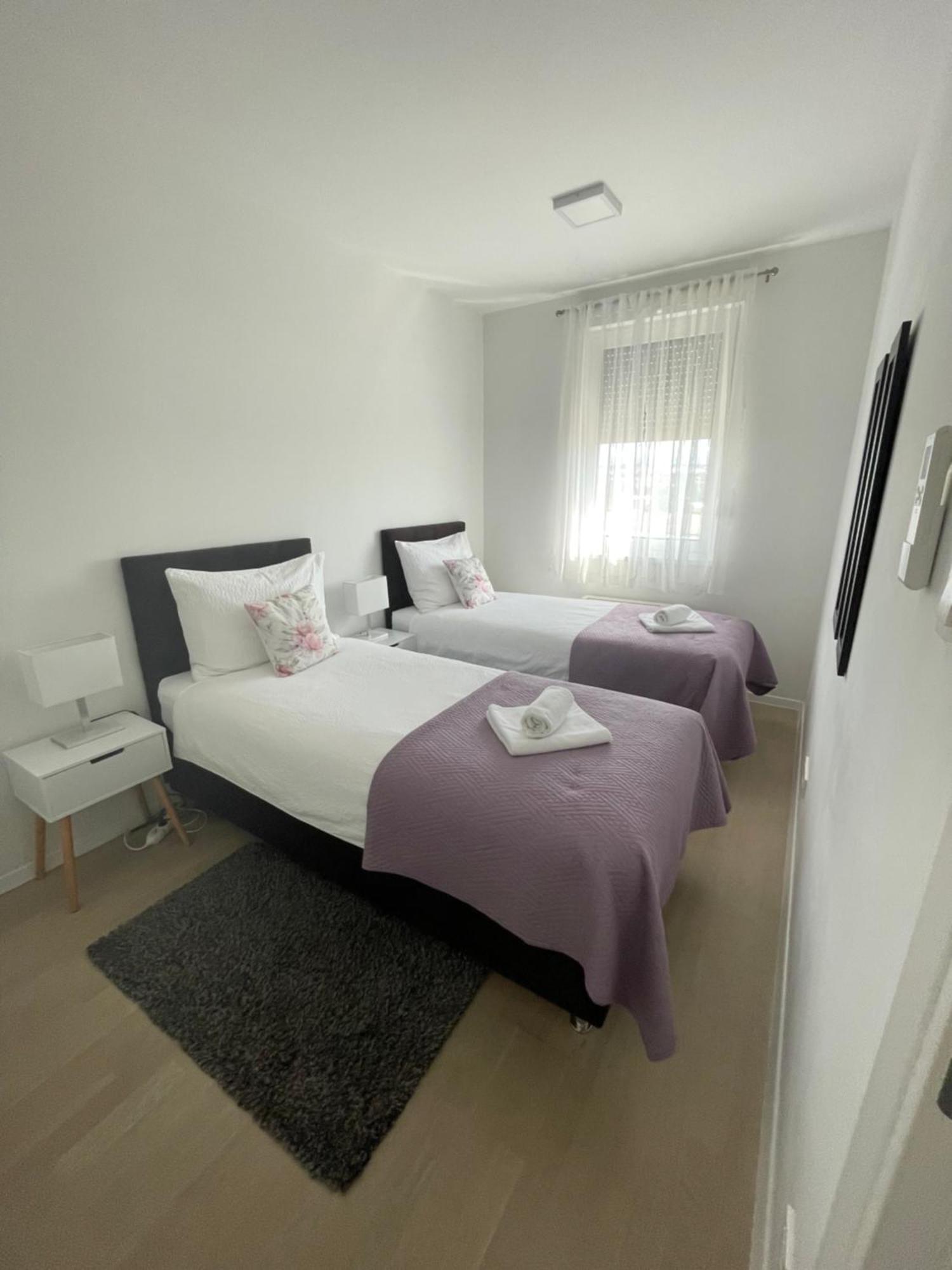 New Modern Apt Near Old Town - Private Parking زادار المظهر الخارجي الصورة